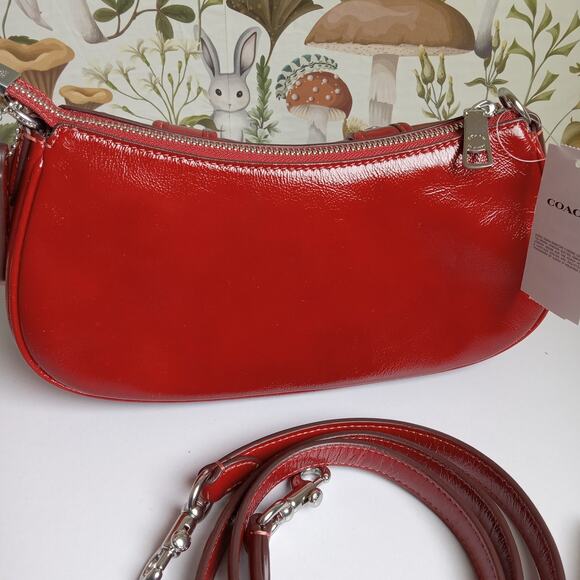NWT Coach Ashton Cardinal Red/ Silver Baguette Hand Bag - Picture 4 of 6